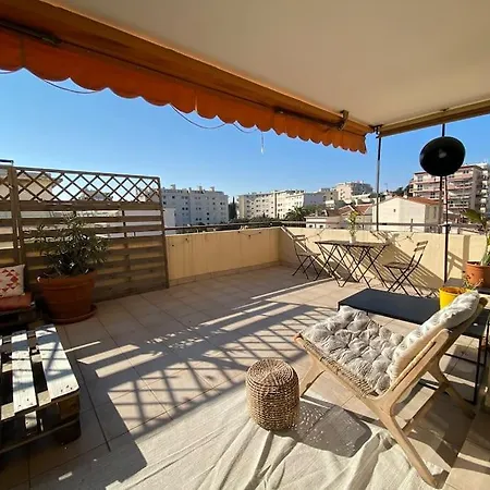 Apartment Avec Terrasse